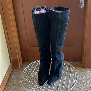 Via Spiga Gorey heeled boot. Black suede size 6.5